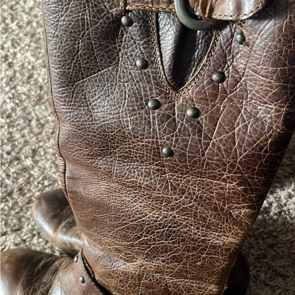 Women’s boots tall brown distressed by boc Born size 9 - Picture 4 of 4